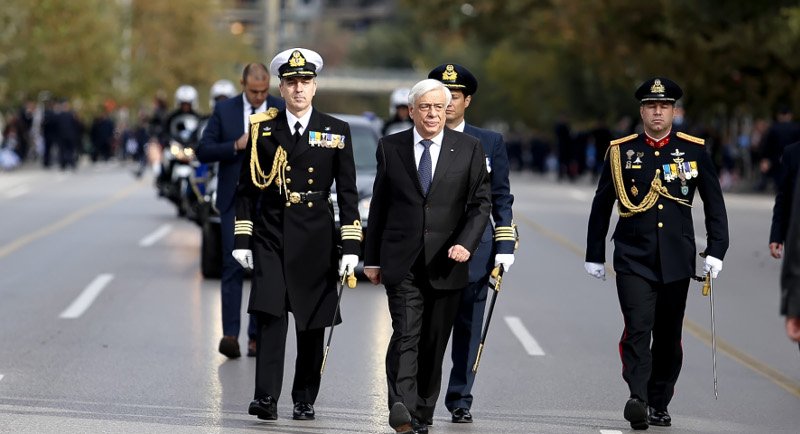 Εντυπωσιακές εικόνες από τη στρατιωτική παρέλαση για την 28η Οκτωβρίου | iefimerida.gr 0