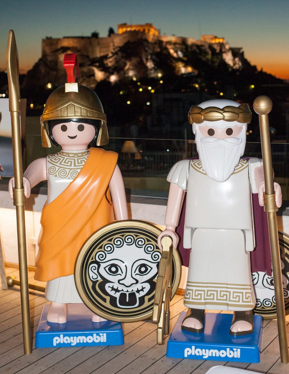 PLAYMOBIL play & give 2016: Δύο νέες συλλεκτικές φιγούρες με έμπνευση από την Αρχαία Ελλάδα, για καλό σκοπό | iefimerida.gr 0