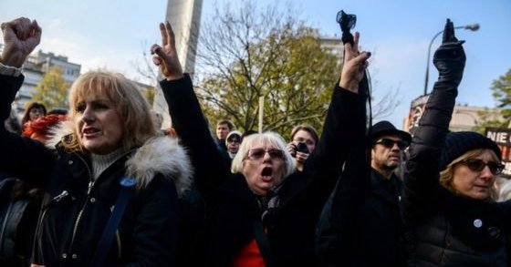 Βγήκαν στους δρόμους οι γυναίκες στην Πολωνία -Για τα μέτρα κατά των αμβλώσεων | iefimerida.gr 0