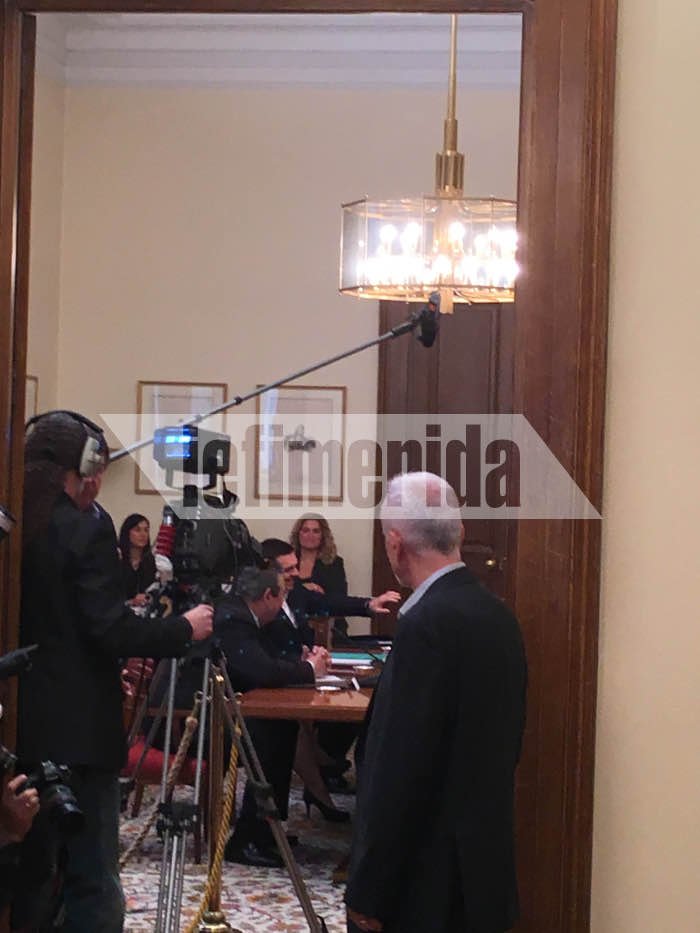 Συμβούλιο Πολιτικών Αρχηγών: «Οχι» σε Τσίπρα από ΝΔ και ΠΑΣΟΚ | iefimerida.gr 13