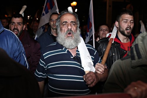 Μεγάλη πορεία του ΠΑΜΕ για τις αποφάσεις του Eurogroup | iefimerida.gr 0