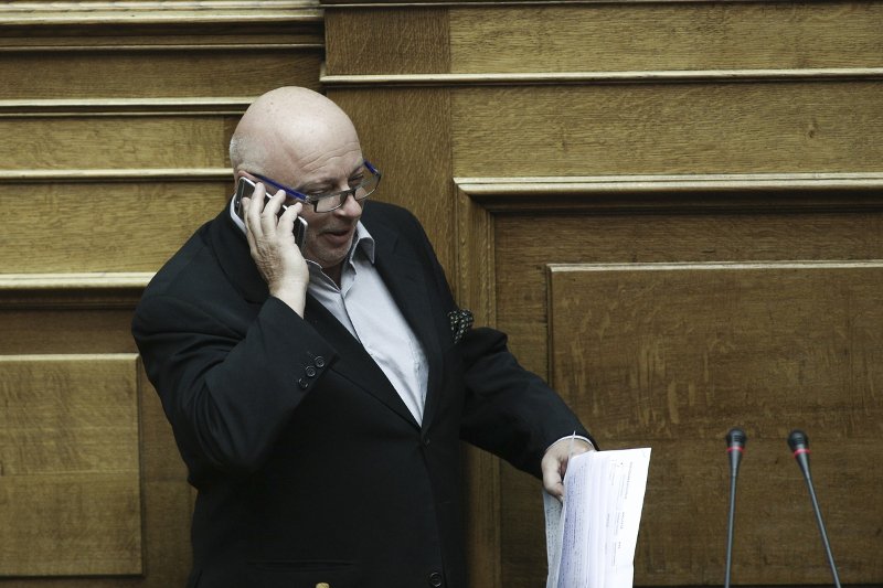 Πέρασε με 152 το πολυνομοσχέδιο με τα προαπαιτούμενα -Αγριοι καβγάδες και ευτράπελα | iefimerida.gr 3