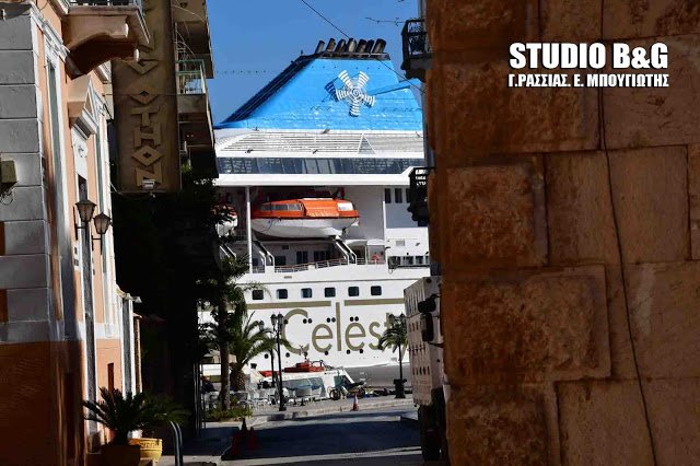 Γέμισε κρουαζιερόπλοια το Ναύπλιο -Εντυπωσιακές εικόνες | iefimerida.gr 6