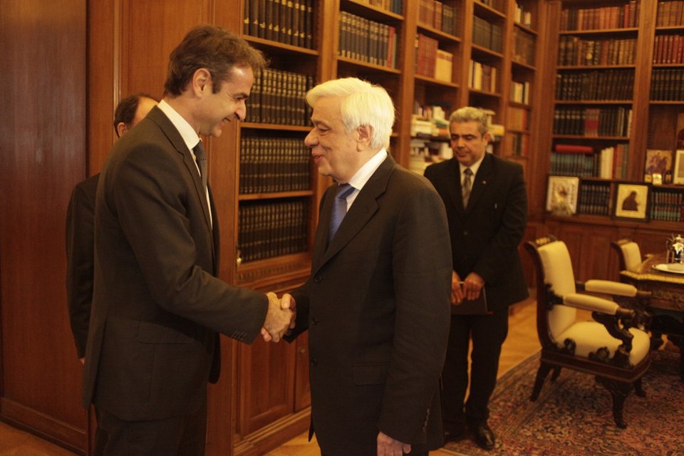 Το τετ α τετ Μητσοτάκη με Παυλόπουλο στο Προεδρικό - Ολος ο διάλογος | iefimerida.gr 1