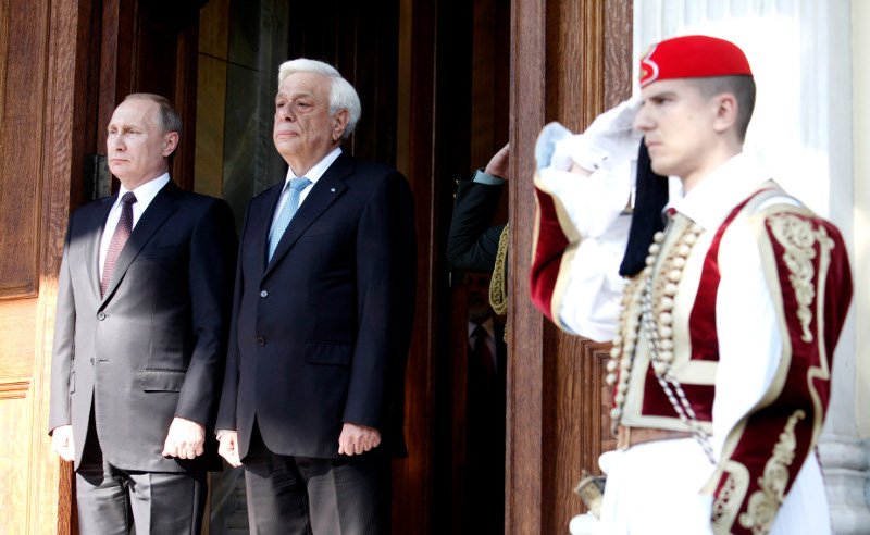 Πούτιν σε Παυλόπουλο: Να συνεργαστούμε σε πολλούς τομείς, όχι μόνο στον τουρισμό | iefimerida.gr 1