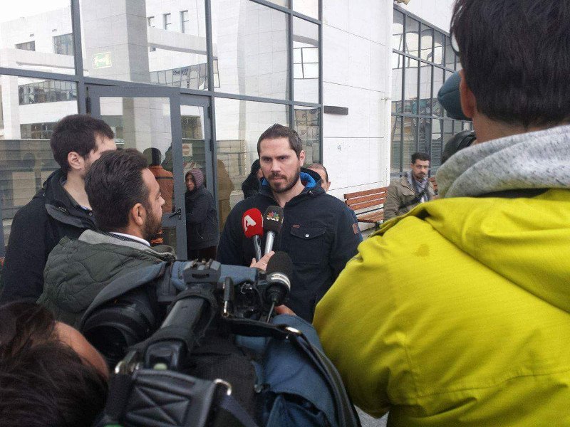 Ενταση ξανά στους πλειστηριασμούς σε Θεσσαλονίκη και Αθήνα -«Εξω κοράκια!» | iefimerida.gr 5