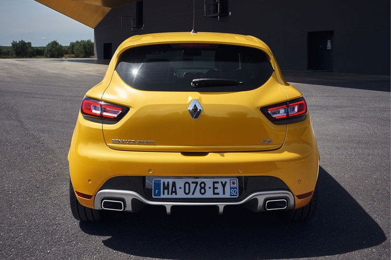 H Renault ανανεώνει και το Clio R.S. | iefimerida.gr 3