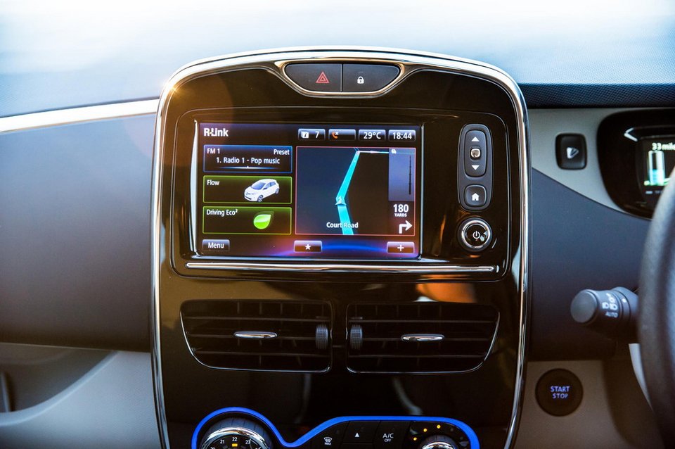 H Renault ανεβάζει την αυτονομία του ηλεκτρικού Zoe στα 320 χιλιόμετρα | iefimerida.gr 3