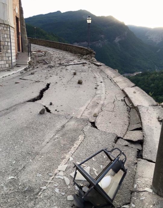 Σεισμός 6,2 Ρίχτερ στην Ιταλία -124 νεκροί, 150 αγνοούμενοι | iefimerida.gr 6