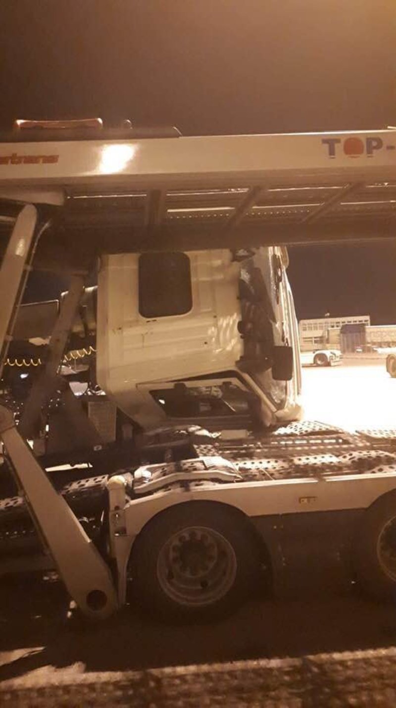 Τροχαίο με νταλίκα στο λιμάνι της Σούδας