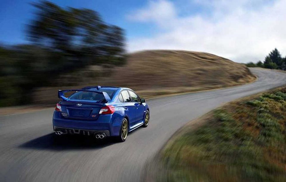 Νέο Subaru WRX STi: Η φτερούγα ζει και βασιλεύει. | iefimerida.gr 2