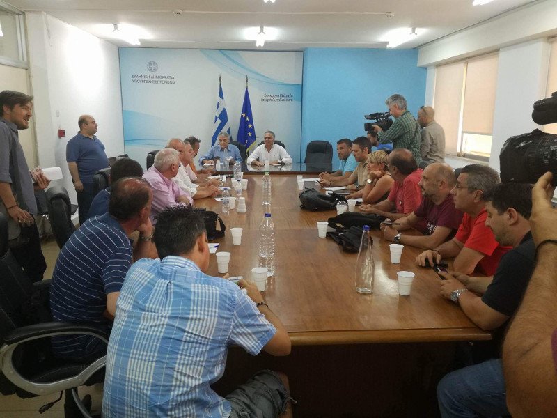 Με νομοθετική ρύθμιση επιχειρεί η κυβέρνηση να λύσει το θέμα των σκουπιδιών | iefimerida.gr 0