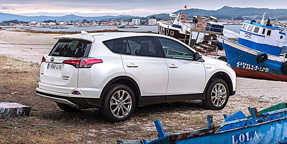 Toyota RAV4: Από 24.871 ευρώ το ανανεωμένο | iefimerida.gr 2