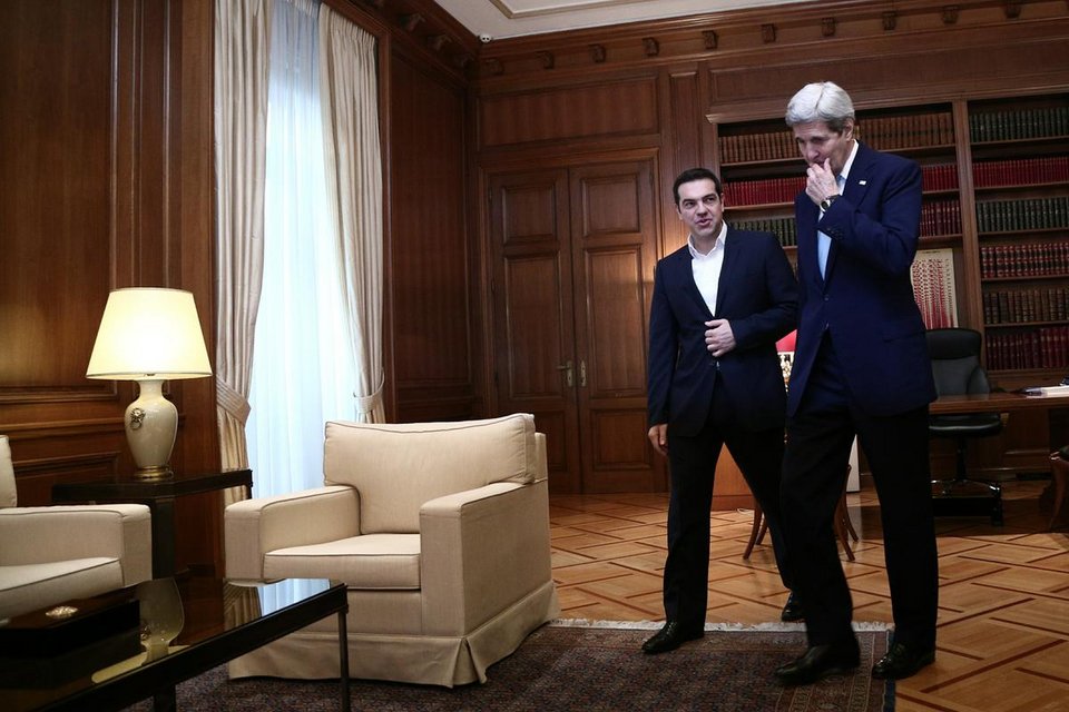 Ο Κέρι στην Αθήνα -Τι είπε στον Τσίπρα για την ανάπτυξη και για την «εμμονή» στη λιτότητα | iefimerida.gr 0