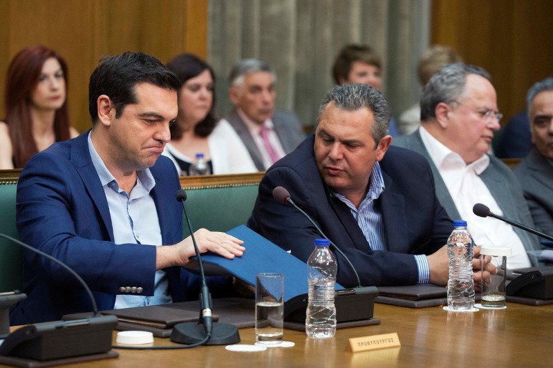 Bloomberg: Η κυβέρνηση βιάστηκε να παίξει το «χαρτί» της καθαρής εξόδου | iefimerida.gr 0