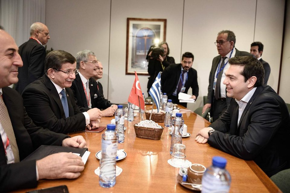 Θρίλερ στις Βρυξέλλες για τα κλειστά σύνορα -Διαφωνούν Μέρκελ και Ολάντ | iefimerida.gr 8