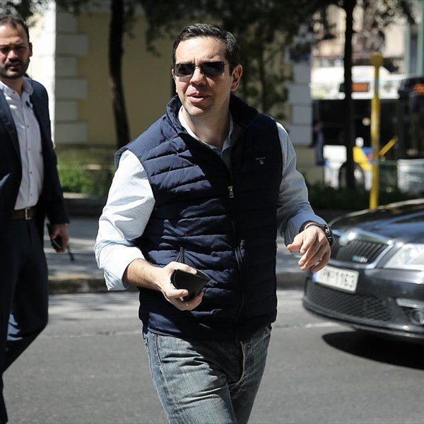 Τσίπρας: Ο,τι και να σας πω για την αξιολόγηση δεν θα με πιστέψετε – Σήμερα είναι Πρωταπριλιά | iefimerida.gr 0