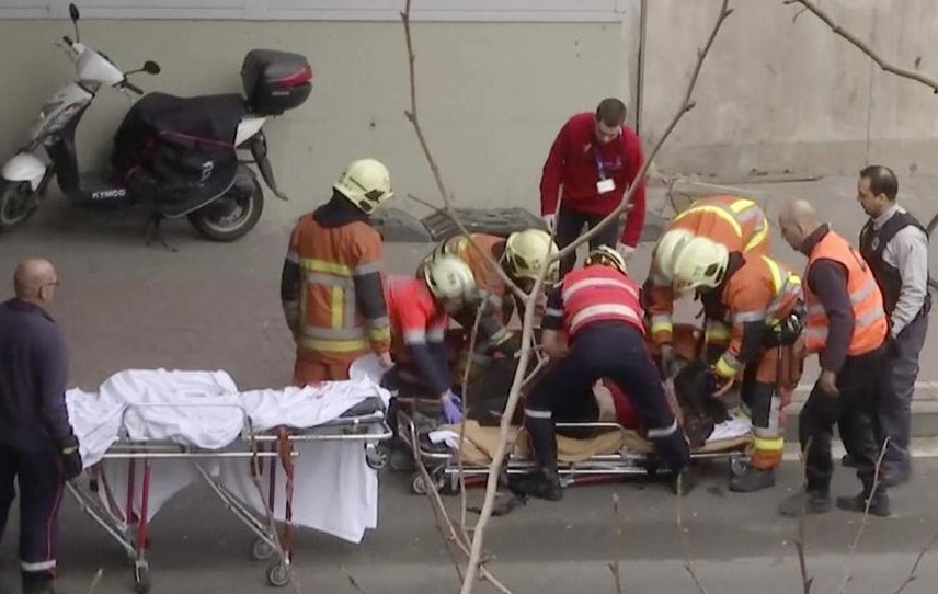 Φρικιαστική εικόνα με το βαγόνι του μετρό στις Βρυξέλλες -Βίντεο με τις δύο εκρήξεις στο σταθμό | iefimerida.gr 1
