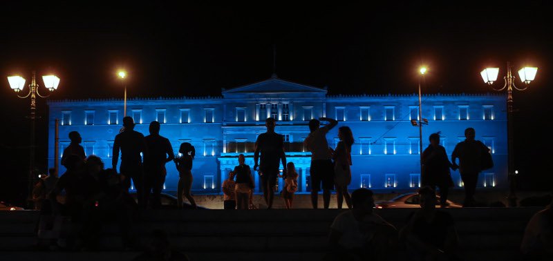 Η Βουλή θα φωταγωγηθεί απόψε και θα γίνει πορτοκαλί | iefimerida.gr 1