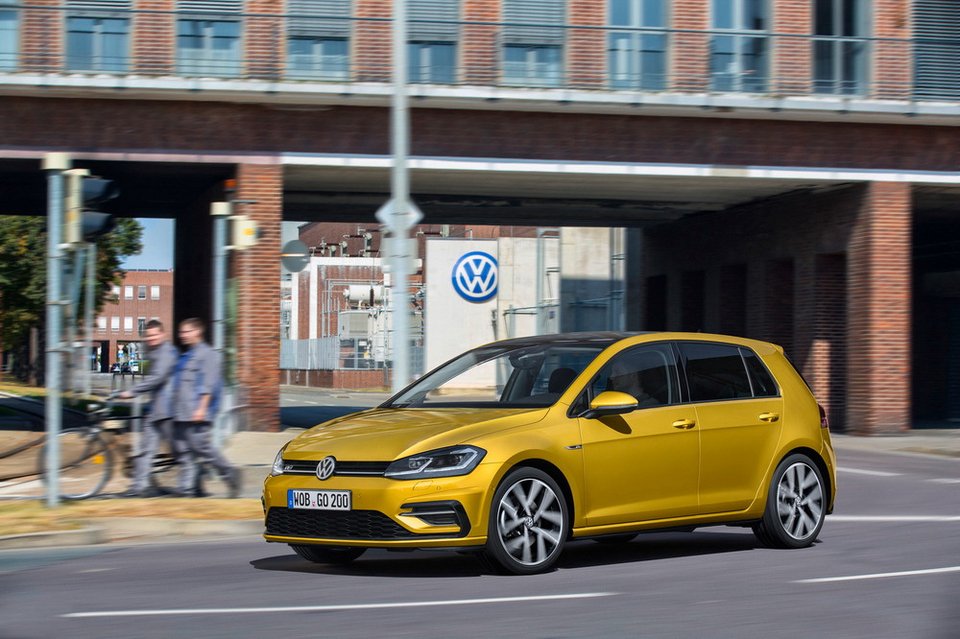 To VW Golf ανανεώθηκε και απέκτησε και νέο κινητήρα | iefimerida.gr 2