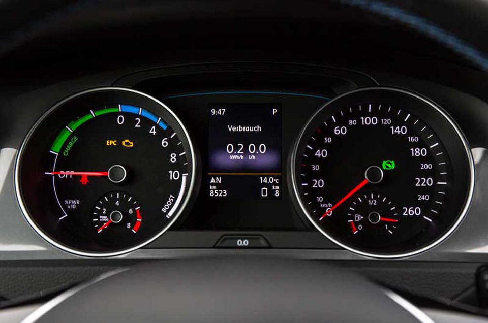 Ξέρουμε τα VW Golf GTI και GTD, τώρα θα μάθουμε και το GTE | iefimerida.gr 0