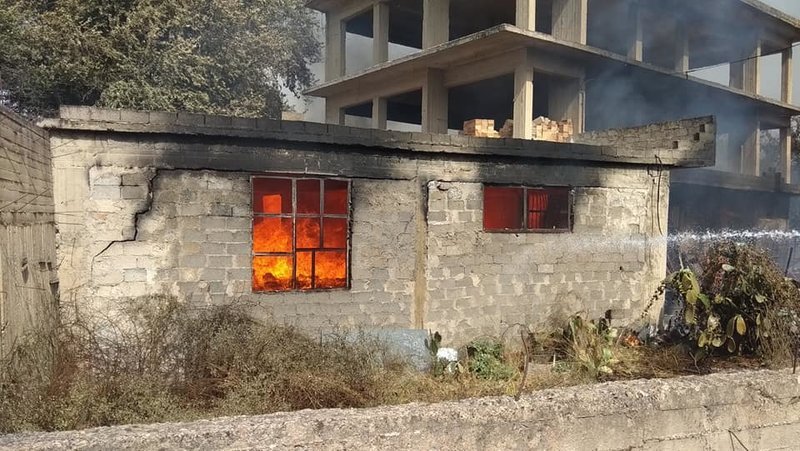 Κρήτη: Συνεχίζεται η μάχη με τις φλόγες σε δύο περιοχές -Στο νοσοκομείο 7 άτομα | iefimerida.gr 1