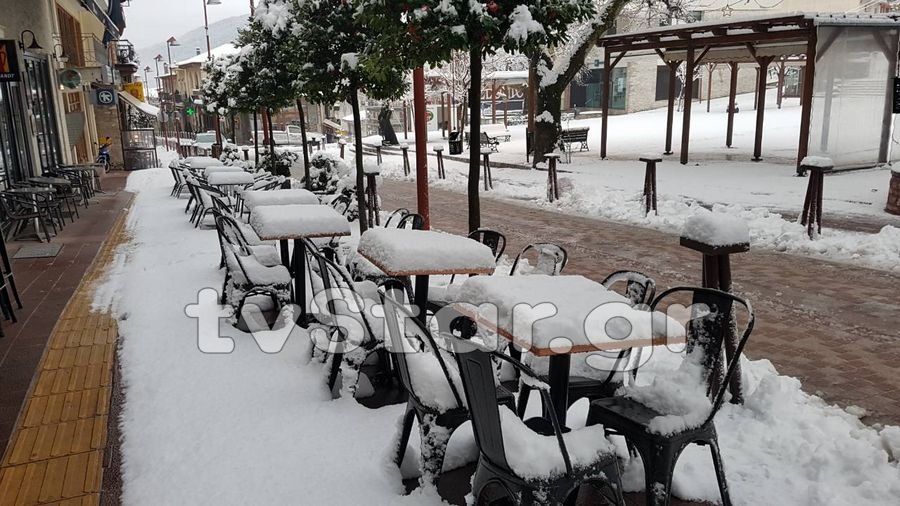 Η «Λητώ» έντυσε στα λευκά τη μισή Ελλάδα -Χιόνι, καταιγίδες, προβλήματα | iefimerida.gr 13