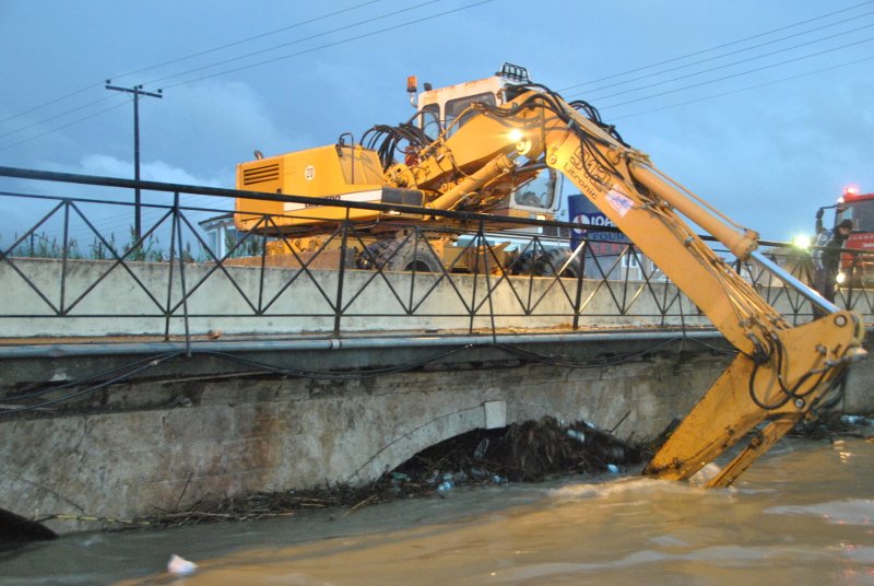 Κακοκαιρία: Ανασύρθηκε νεκρός ο 33χρονος στη Ζάκυνθο -Προβλήματα στο νησί | iefimerida.gr 7