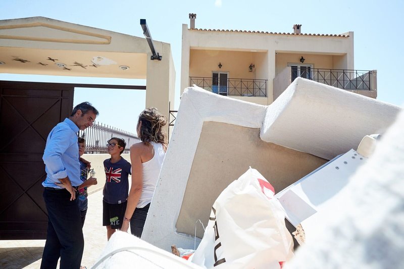 Νέα επίσκεψη Μητσοτάκη στο Μάτι -«Θα αποδοθούν οι ευθύνες» | iefimerida.gr 4