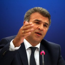 Ο ανασχηματισμός που ετοιμάζει ο Τσίπρας - Ποιοι μένουν ποιοι φεύγουν | iefimerida.gr 2