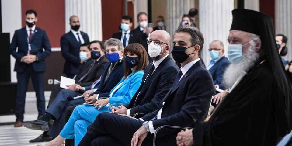 Κ. Μητσοτάκης, Σαρλ Μισέλ, Κατερίνα Σακελλαροπούλου, Μαργ. Σχοινάς, Αρχιεπίσκοπος Ιερώνυμος -Φωτογραφία: EUROKINISSI/ΤΑΤΙΑΝΑ ΜΠΟΛΑΡΗ