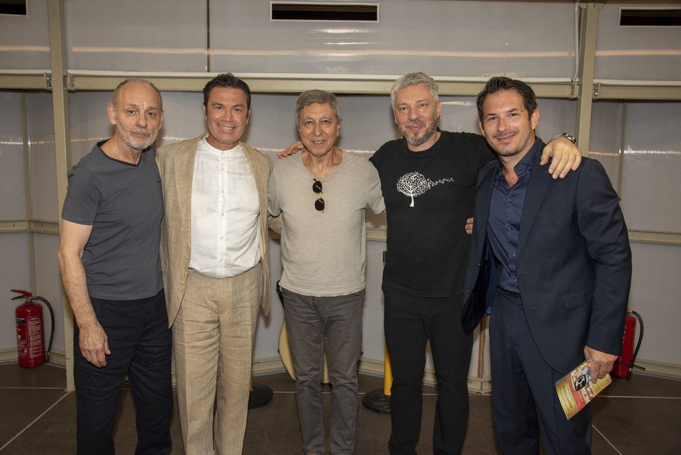 ΓΙΩΡΓΟΣ ΧΑΤΖIΔΑΚΙΣ, ΜΑΡΙΟΣ ΦΡΑΓΚΟΥΛΗΣ, ΛΟΥΚΑΣ ΚΑΡΥΤΙΝΟΣ, ΑΛΚΙΝΟΟΣ ΙΩΑΝΝΙΔΗΣ, ΓΙΩΡΓΟΣ ΠΕΡΡΗΣ