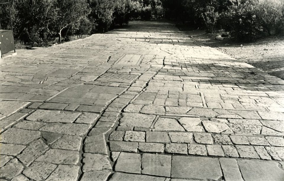 Δημήτρης Πικιώνης, Ακρόπολη – Φιλοπάππου, 1954-1957,  Διαμόρφωση ανόδου προς την Ακρόπολη