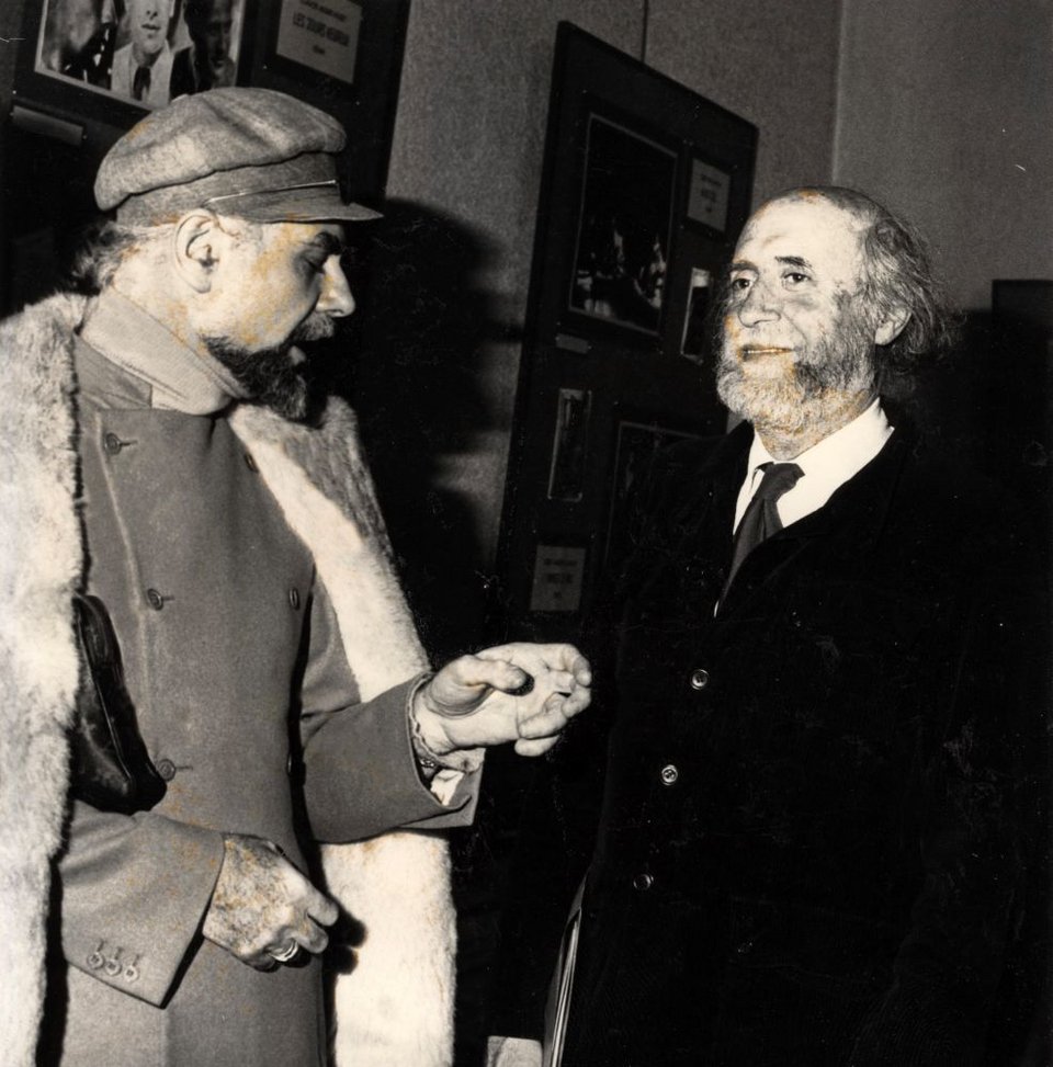 Με τον Γιάννη Τσαρούχη 