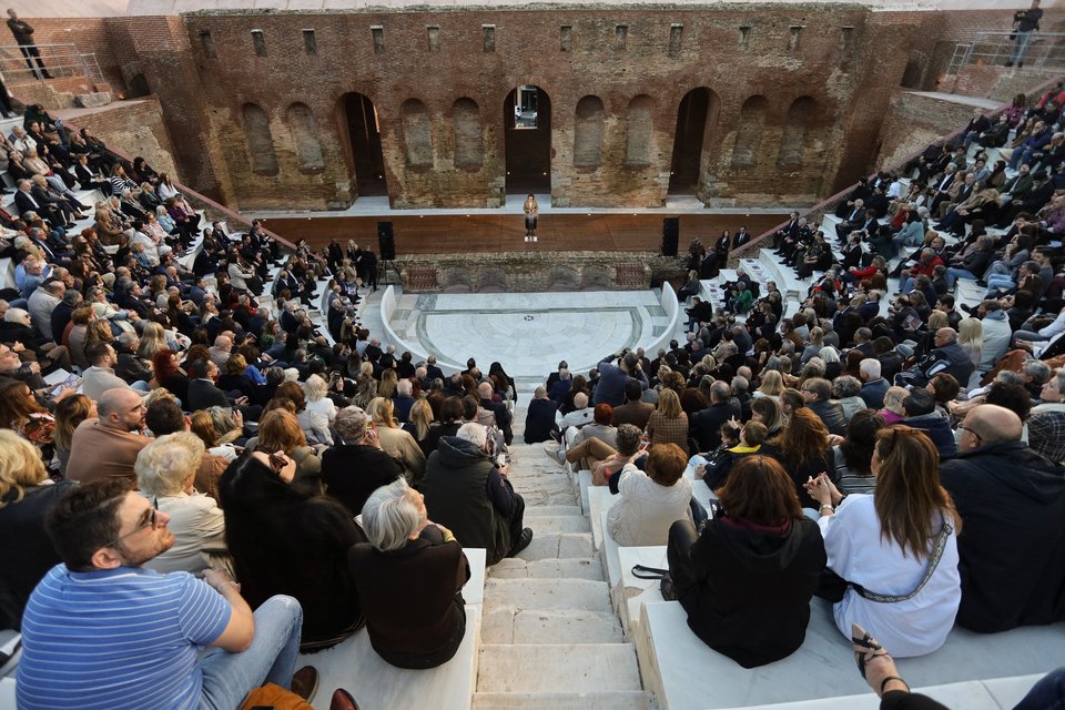 Εγκαινια ρωμαϊκού Ωδείου 