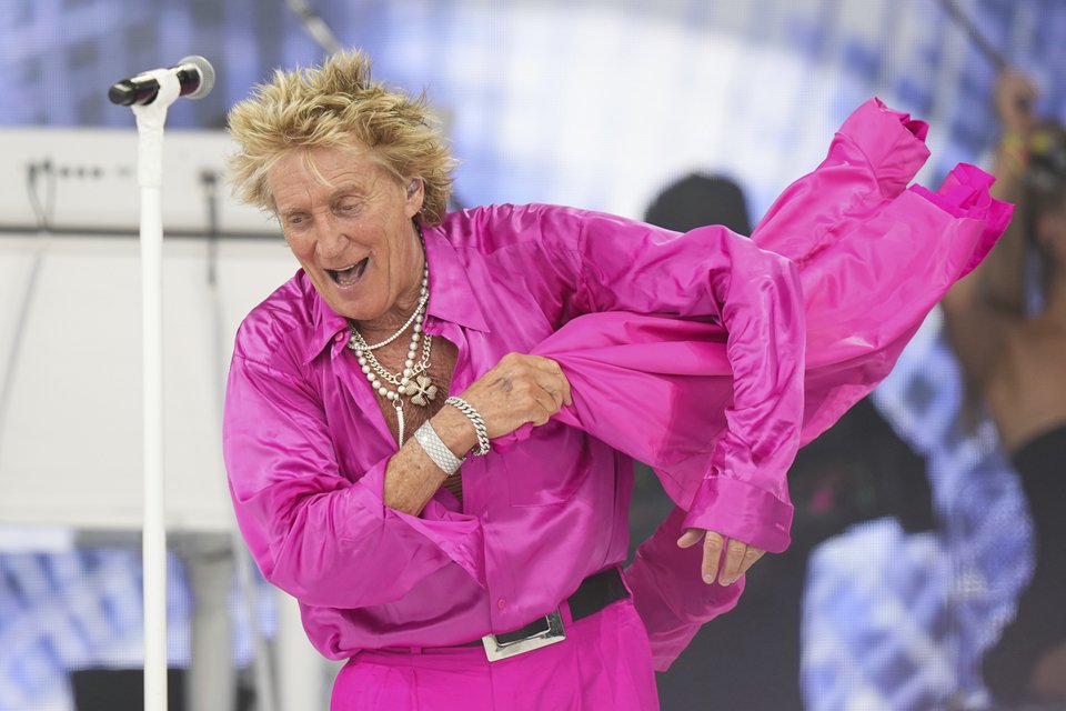 To Σάββατο 13 Δεκεμβρίου στο Telekom Center Athens, ο θρυλικός Sir Rod Stewart ετοιμάζεται να φέρει μαζί του μισό αιώνα μουσικής ιστορίας