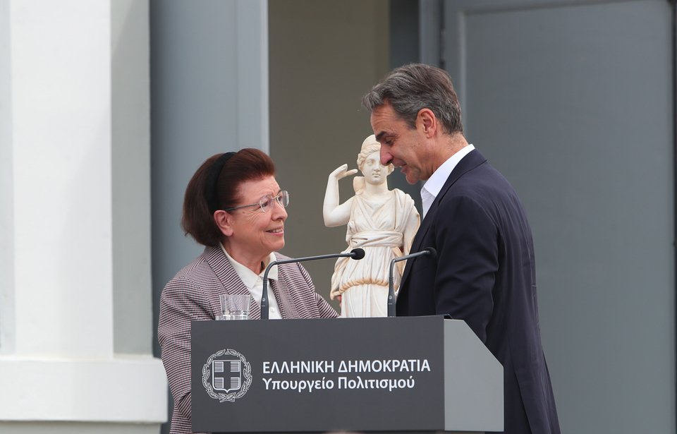 Ο Πρωθυπουργός Κυριάκος Μητσοτάκης και η Υπουργός Πολιτισμού Λίνα Μενδώνη στα εγκαίνια του μουσείου «Θεσσαλονικέων Μητρόπολις»
