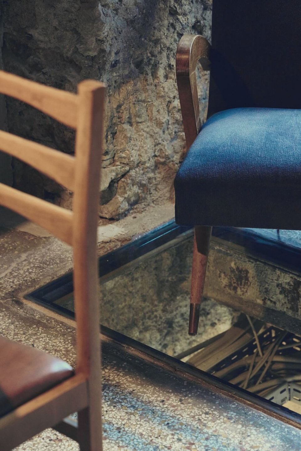 Η γαστρονομική του κατεύθυνση βασίζεται σε απλές και γνώριμες γεύσεις.