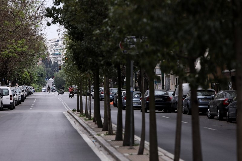 Αδειος δρόμος στην Αθήνα