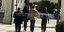Η στιγμή που η αστυνομική φρουρά του Μπαλτάκου φυγαδεύει το γιο του από τη Βουλή