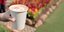 Νέος «πράσινος φόρος» στη Βρετανία: Το χάρτινο κύπελλο του καφέ θα χρεώνεται 30 λεπτά /Φωτογραφία: Shutterstock
