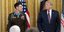 Ο Ντόναλντ Τραμπ σε τελετή παρασημοφόρησης του αρχιλοχία Τόμας Π. Πέιν το 2020 στον Λευκό Οίκο