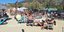 Γέμισαν κόσμο τα beach bar στις παραλίες της Αττικής  