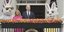 Ο πρόεδρος των ΗΠΑ Τζο Μπάιντεν με την πρώτη κυρία Τζιλ και δύο «πασχαλινά λαγουδάκια»