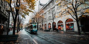 Η χώρα φημίζεται για τις αλπικές της κορυφές, τα ειδυλλιακά της χωριά και τη μοναδική της αρμονία ανάμεσα στη φύση και την παράδοση / PEXELS