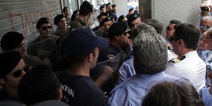 Στα «κάγκελα» οι ένστολοι για το ασφαλιστικό τους Ταμείο -Φόβοι για κύμα φυγής α