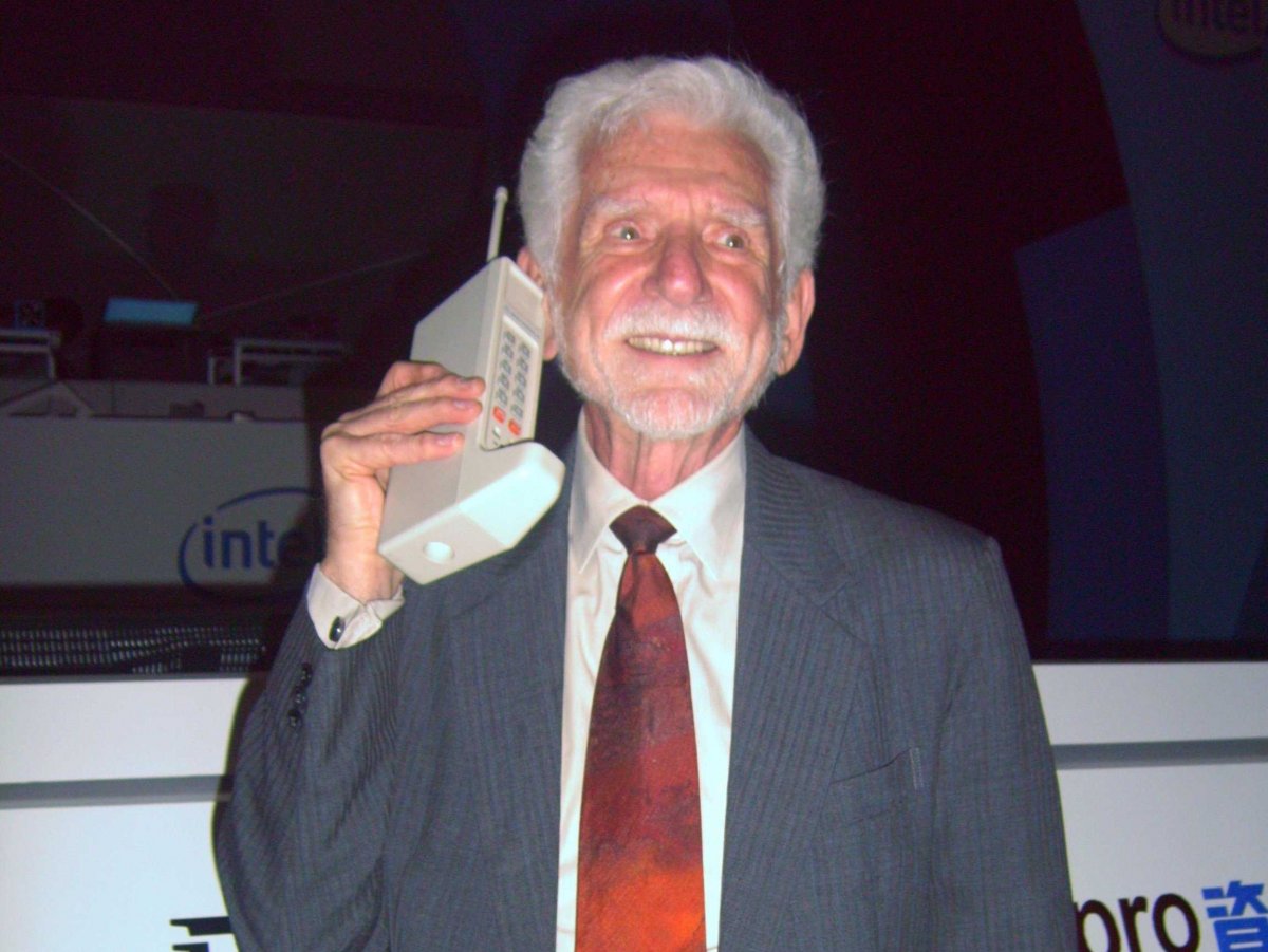 Motorola's DynaTAC