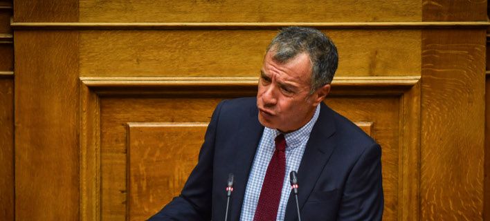 Θεοδωράκης: Δώστε ψήφο στους Ελληνες του εξωτερικού -Σκουρλέτης: Δεσμεύομαι να έρθει διάταξη στην παρούσα Βουλή