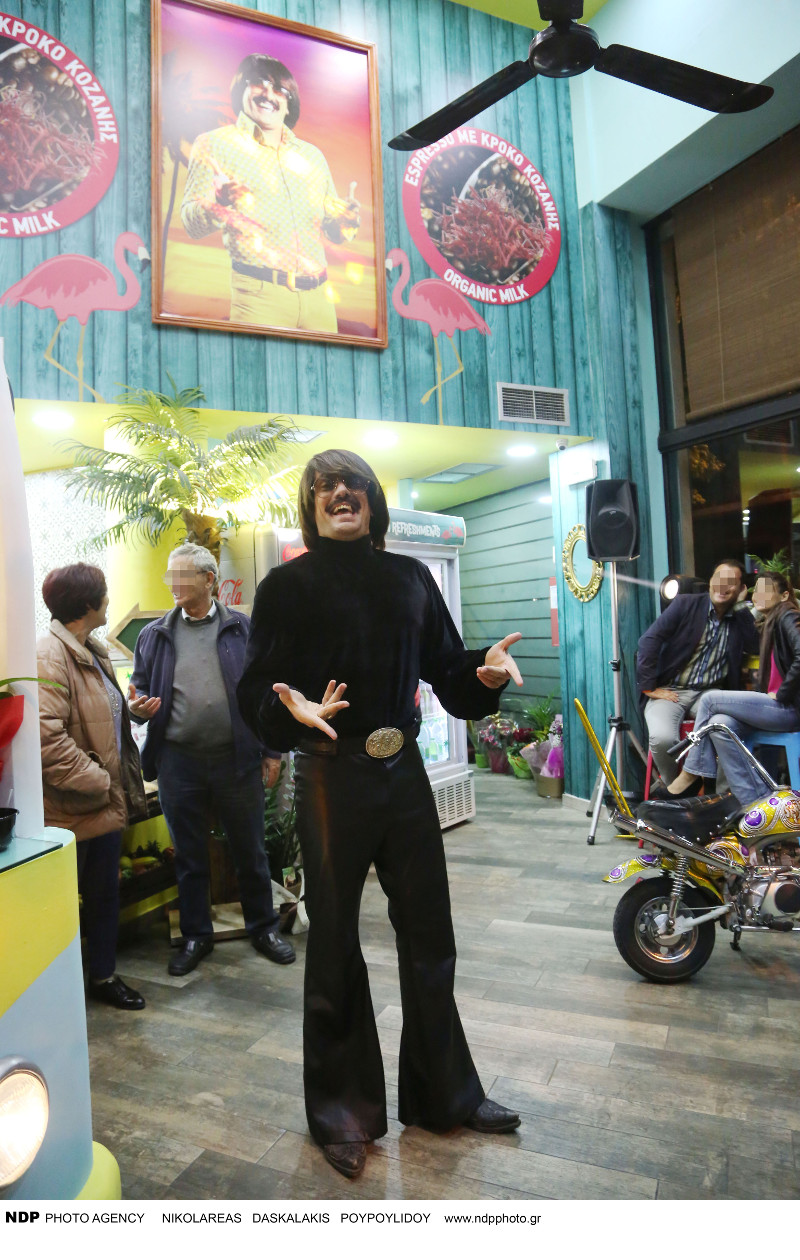 toni sfinos kafe 6 | Lamianow.gr