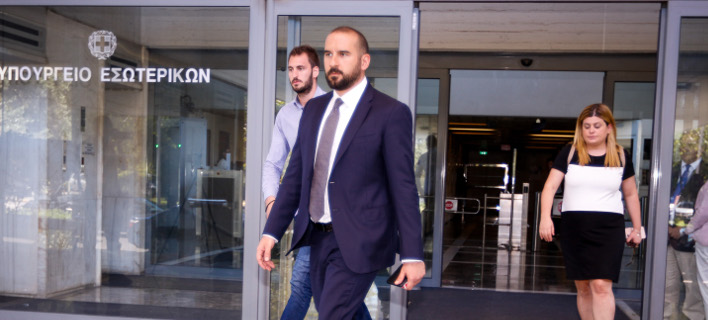 Τζανακόπουλος: Σήμερα της ΝΔ της φταίει το ΑΠΕ, αύριο το κακό το ριζικό της